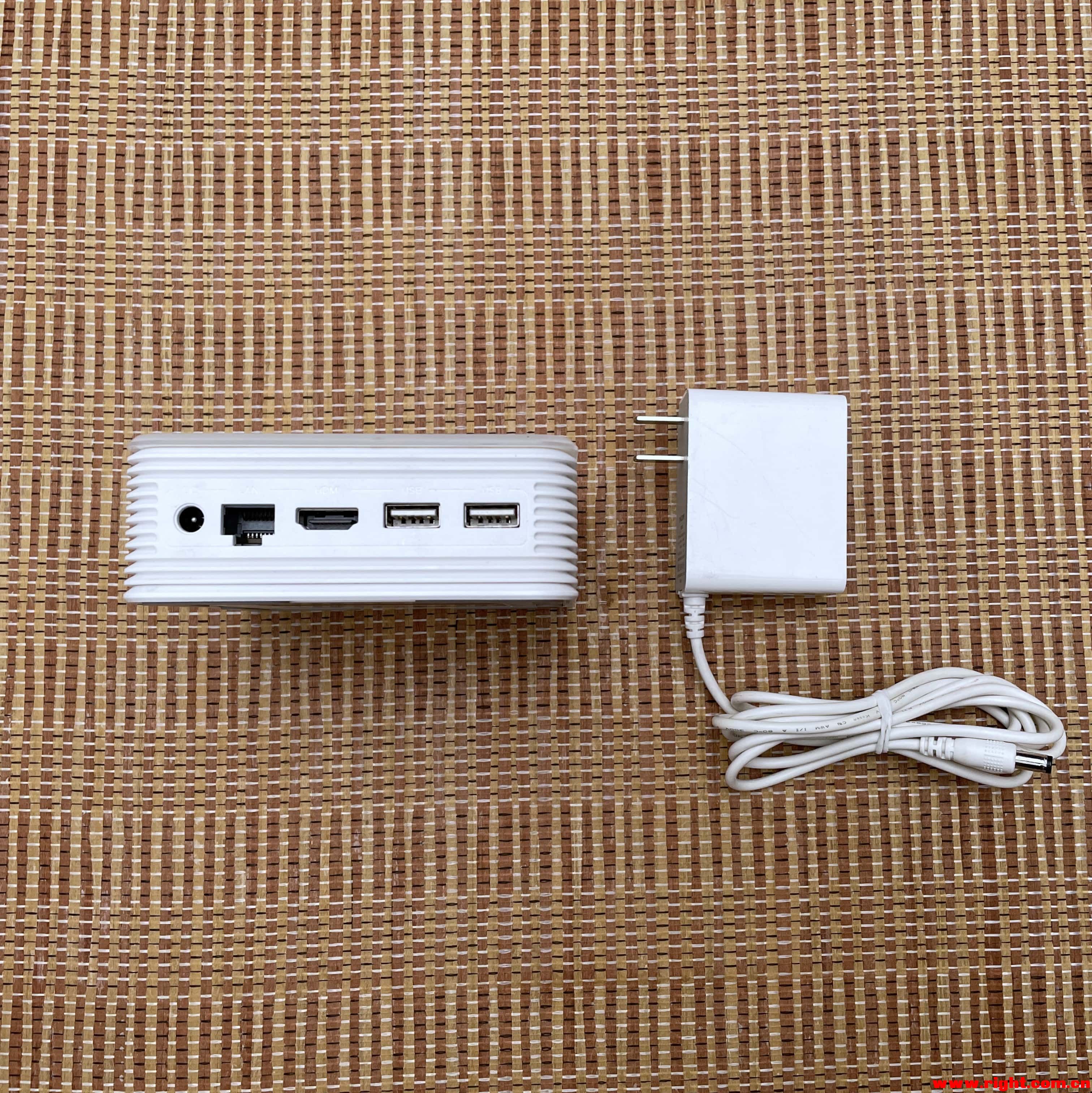 n1盒子