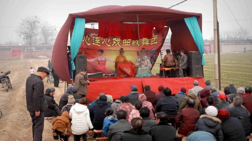 草台班子比喻什么