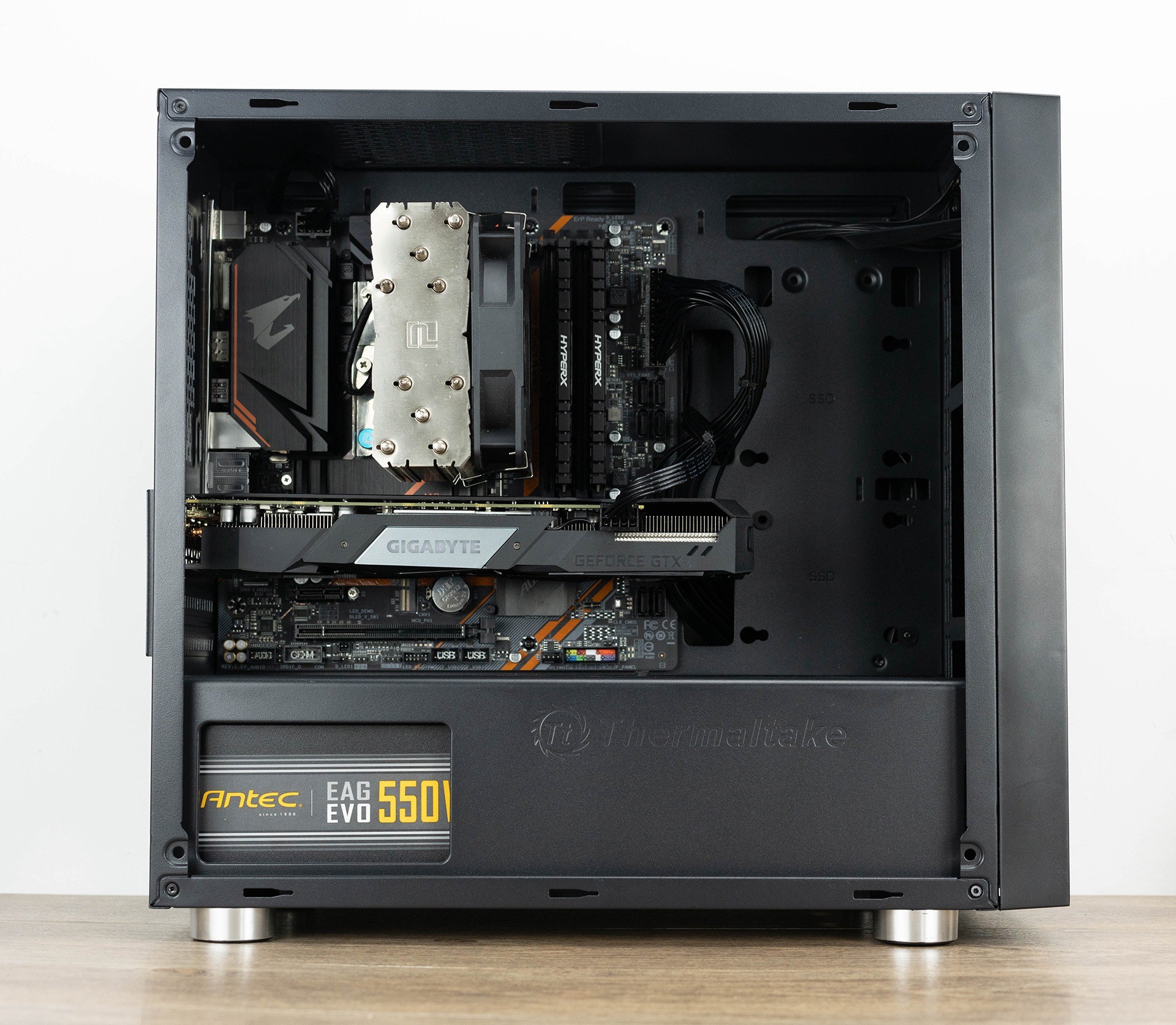 技嘉b360m